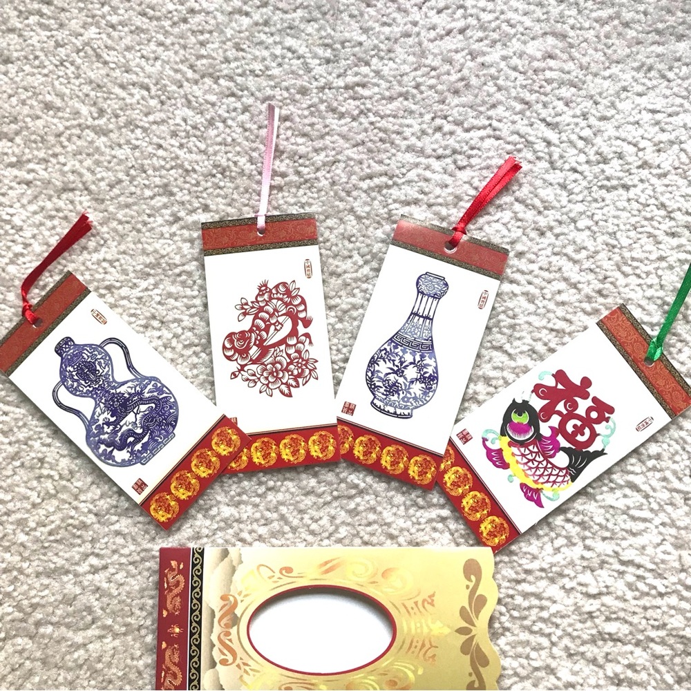 NWOT Set of 4 Handcrafted Traditional Papercut Bookmarks with Gift Envel…